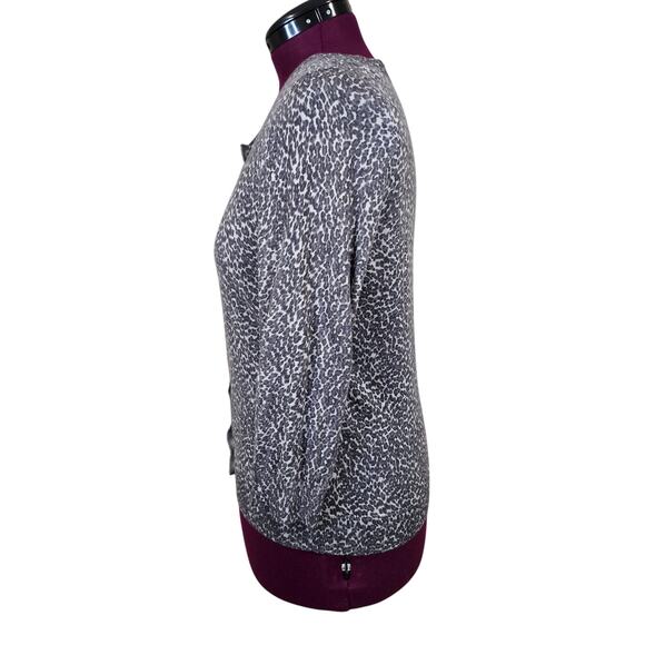 Women's Talbots Gray Cheetah Print 3/4 Sleeve Knit Cardigan | Size Large - Picture 2 of 10
